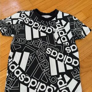 Adidas Kids Black and White Graphic boys 5/6